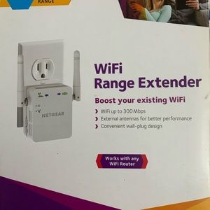 NETGEAR WiFi range extender N300, new in a box with instruction